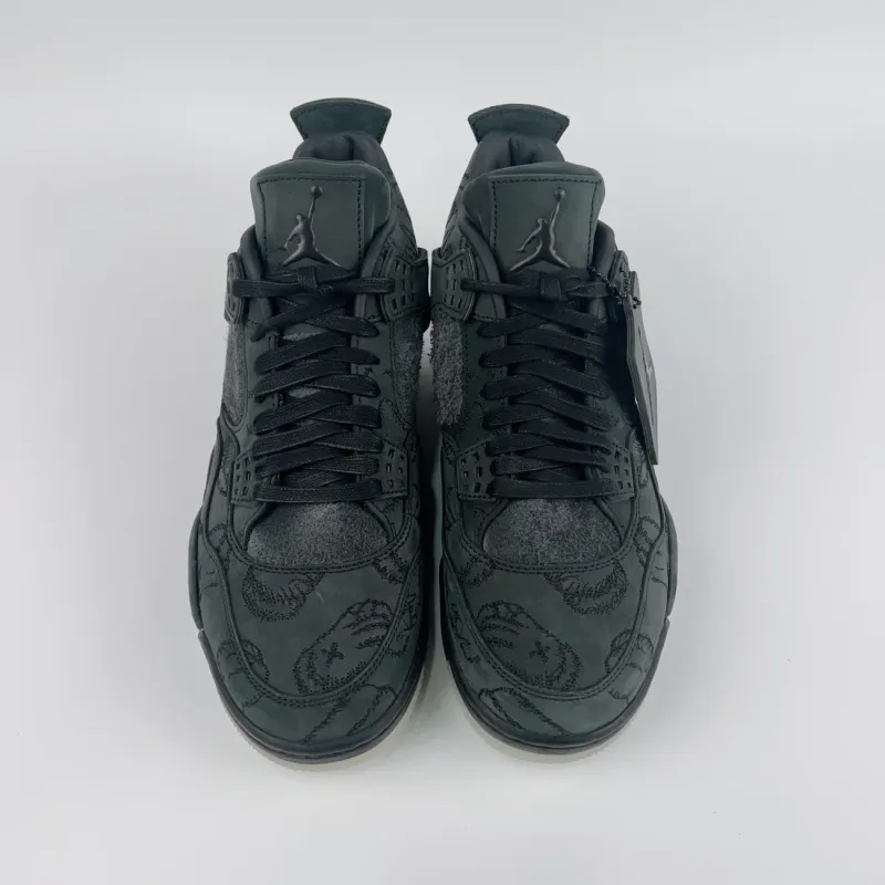 KAWS黑 Kaws Black