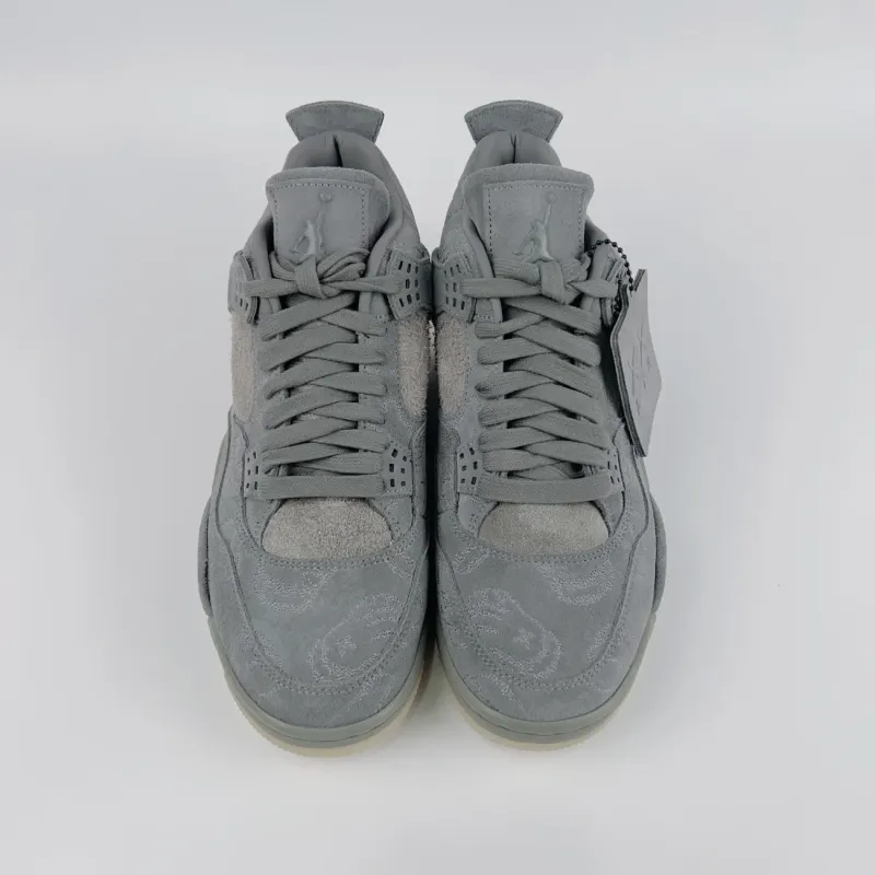 KAWS灰 Kaws Grey