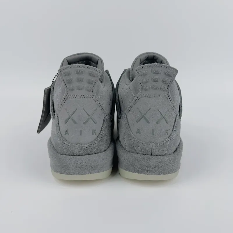 KAWS灰 Kaws Grey