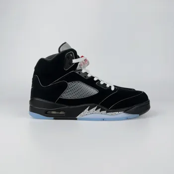 黑银 Black Metallic Reimagined