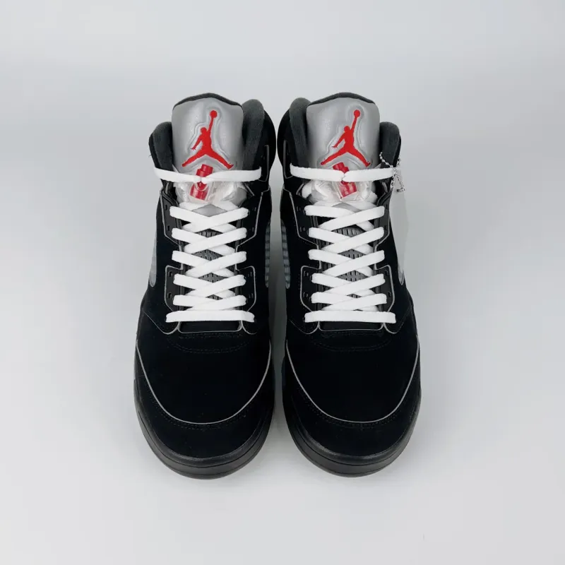 黑银 Black Metallic Reimagined