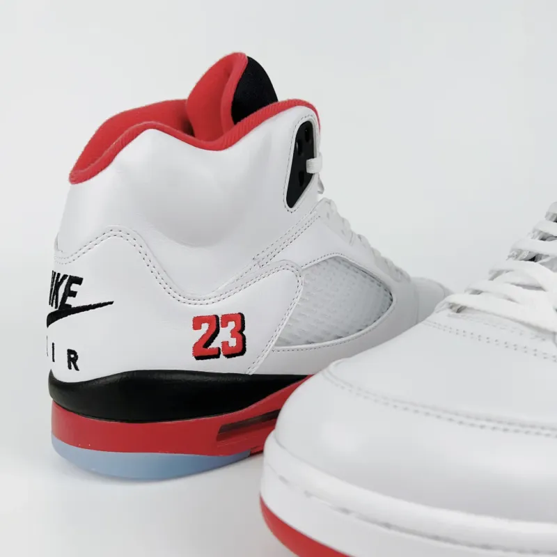 火焰红 Fire Red