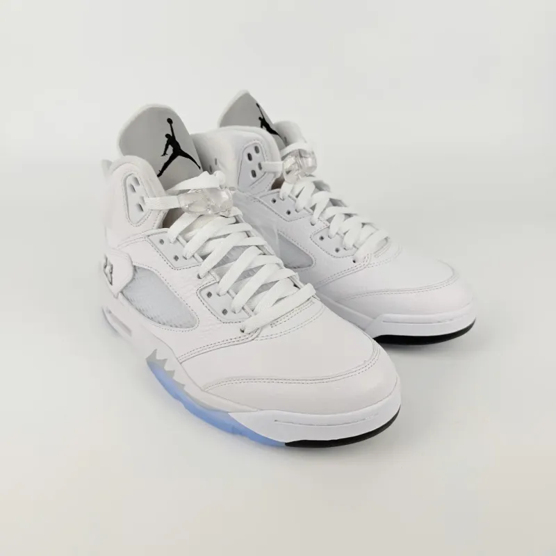 白银 White Metallic（2026）