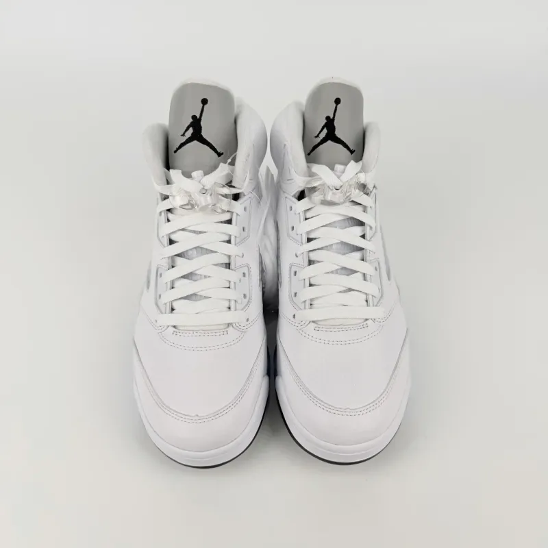 白银 White Metallic（2026）