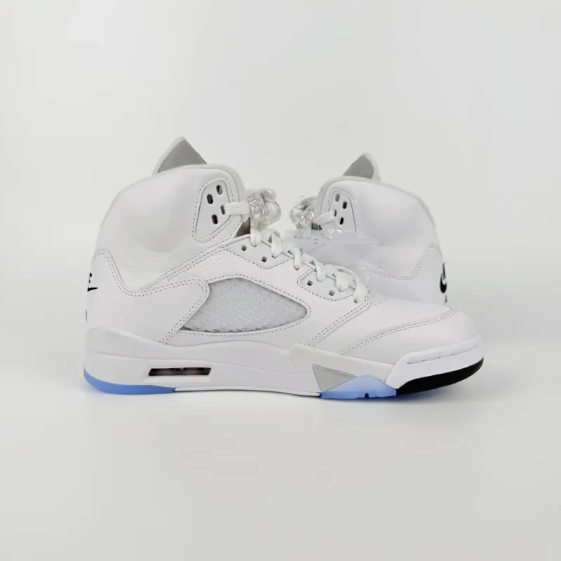 白银 White Metallic（2026）
