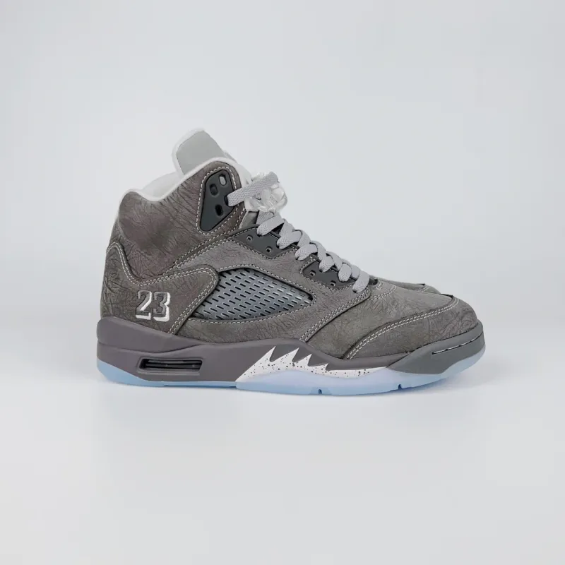 灰狼 Wolf Grey