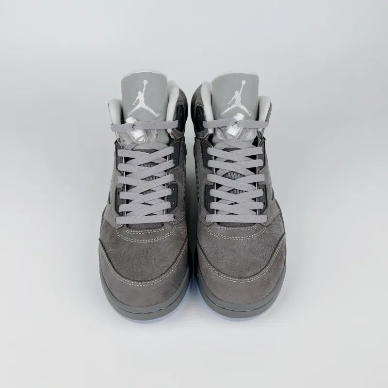灰狼 Wolf Grey