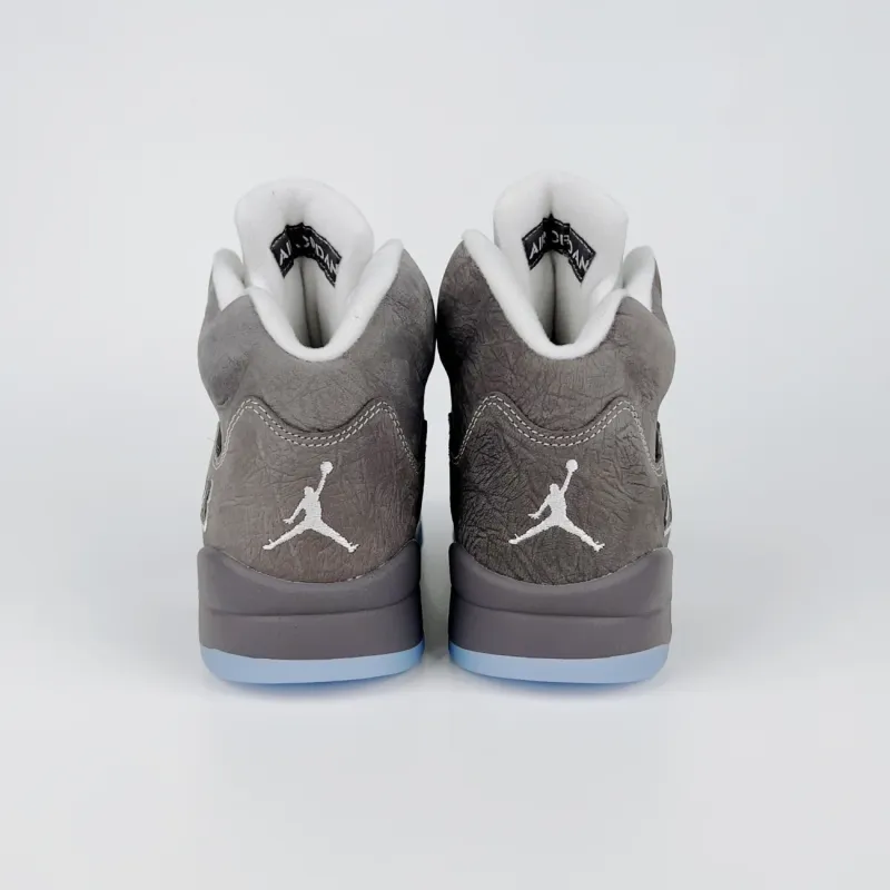 灰狼 Wolf Grey