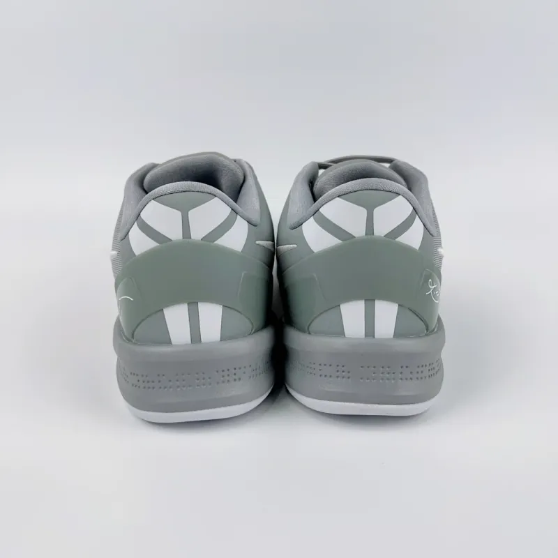 灰狼 WOLF GREY
