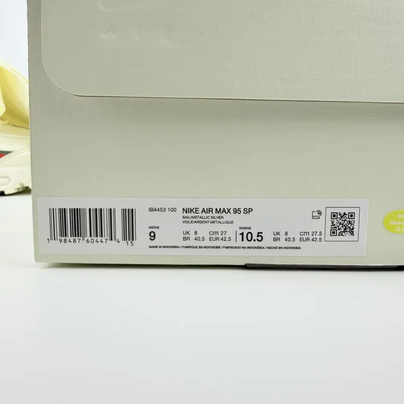 Undefeated Sail IB4453-100