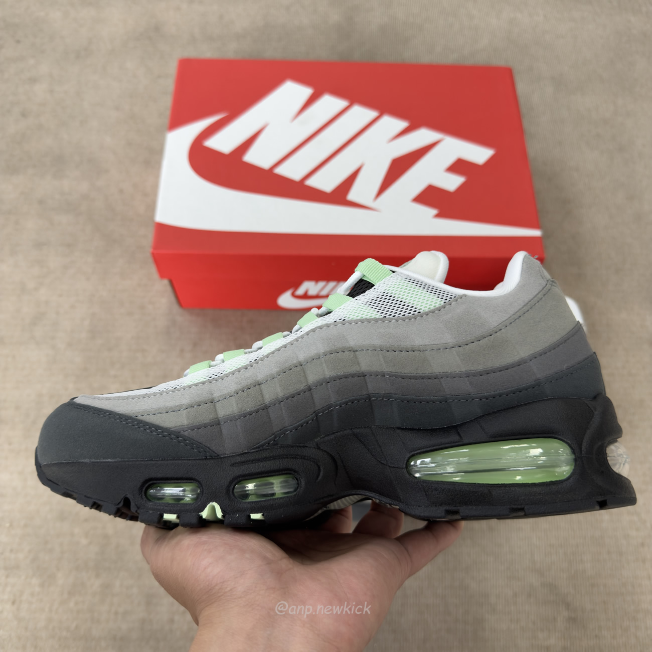 Nike Air Max 95 OG Big Bubble Fresh Mint (Women's)  HJ5996-005