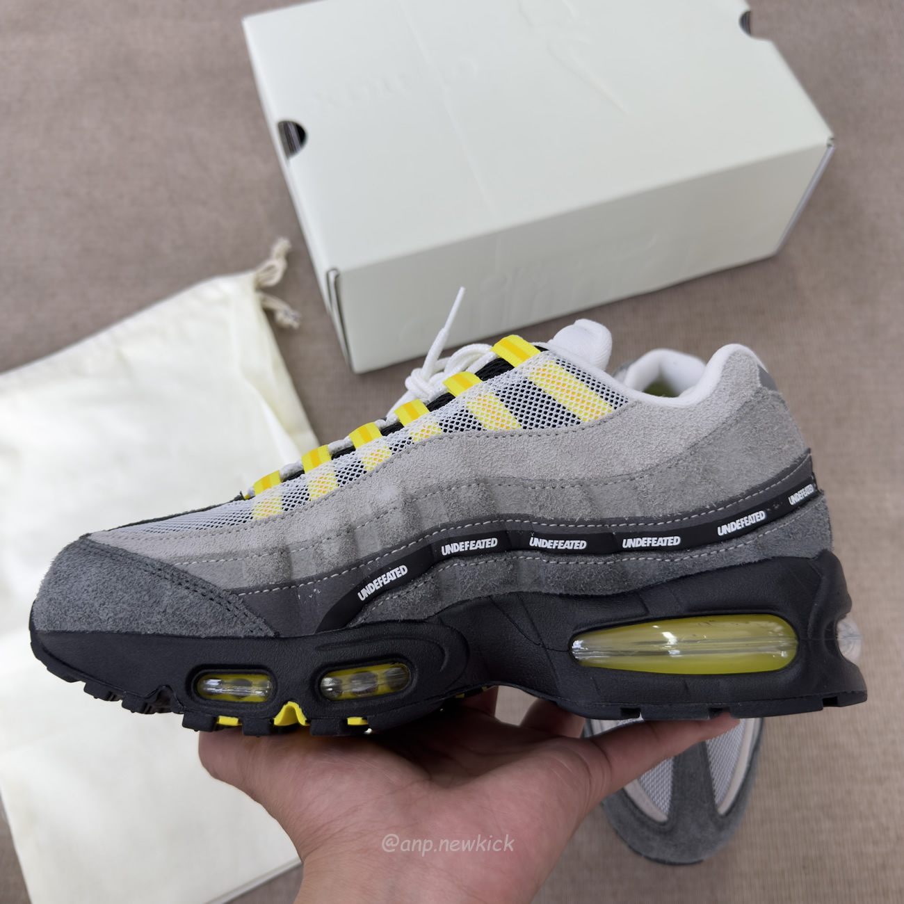 Nike Air Max 95 SP Undefeated Geo Shanghai Opti Yellow IB4523-002