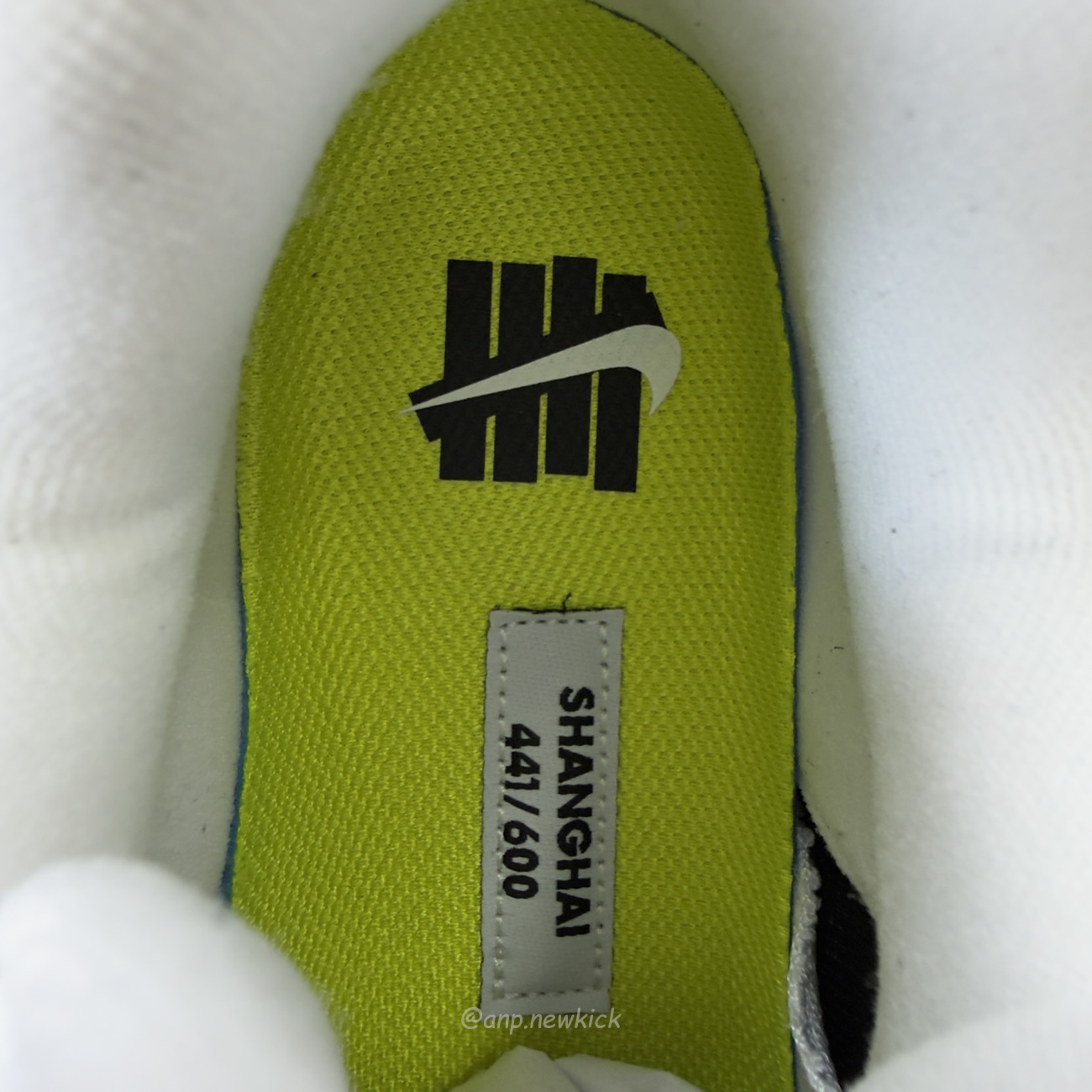 Nike Air Max 95 SP Undefeated Geo Shanghai Opti Yellow IB4523-002