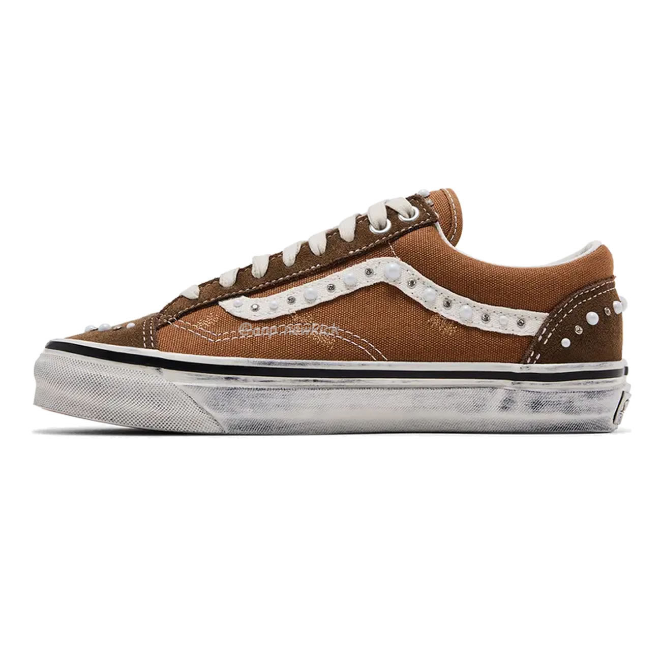 Vans Old Skool 36 Pearlised Studded Sneakers