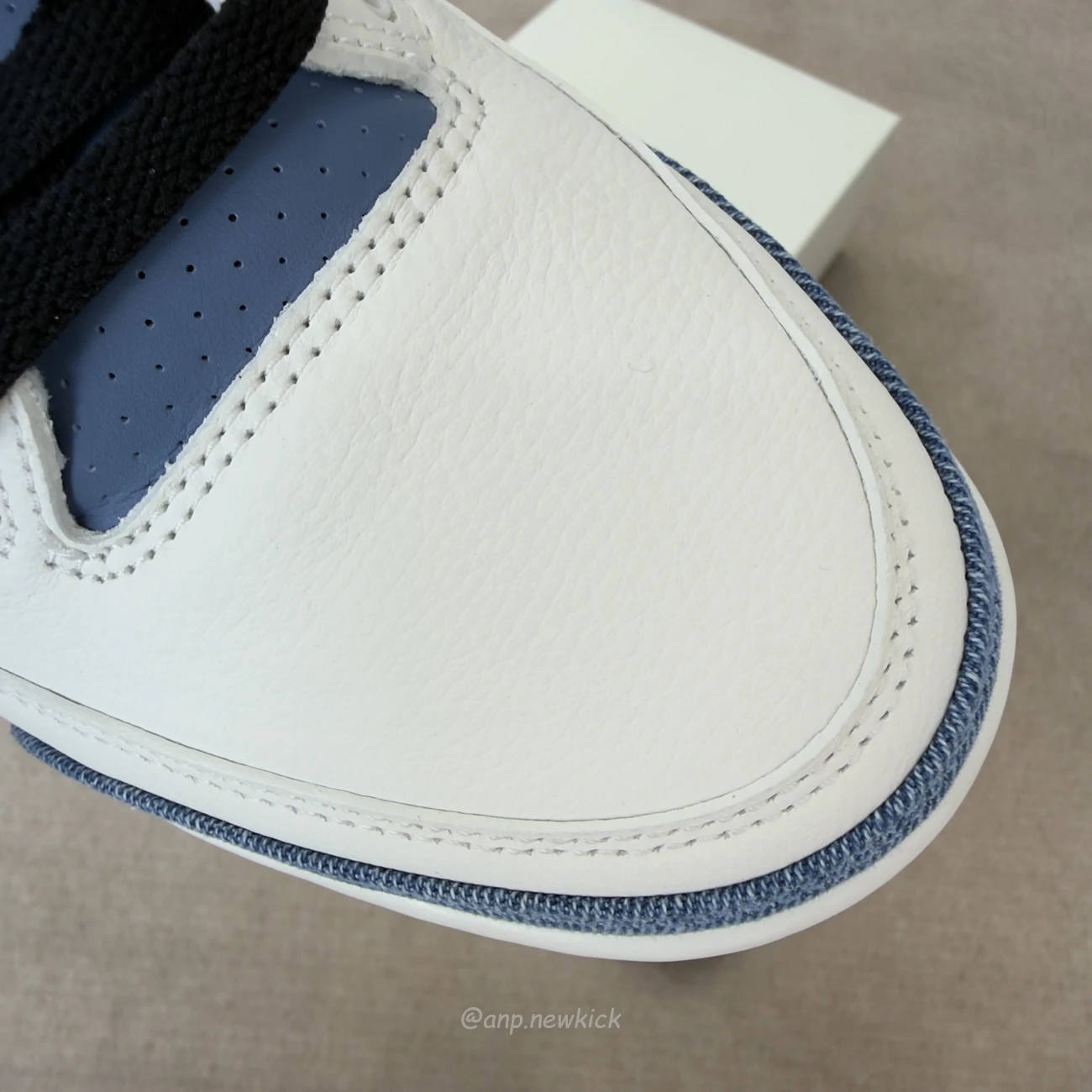 Air Jordan 3 Retro Levi’s All-Star IR0912-400