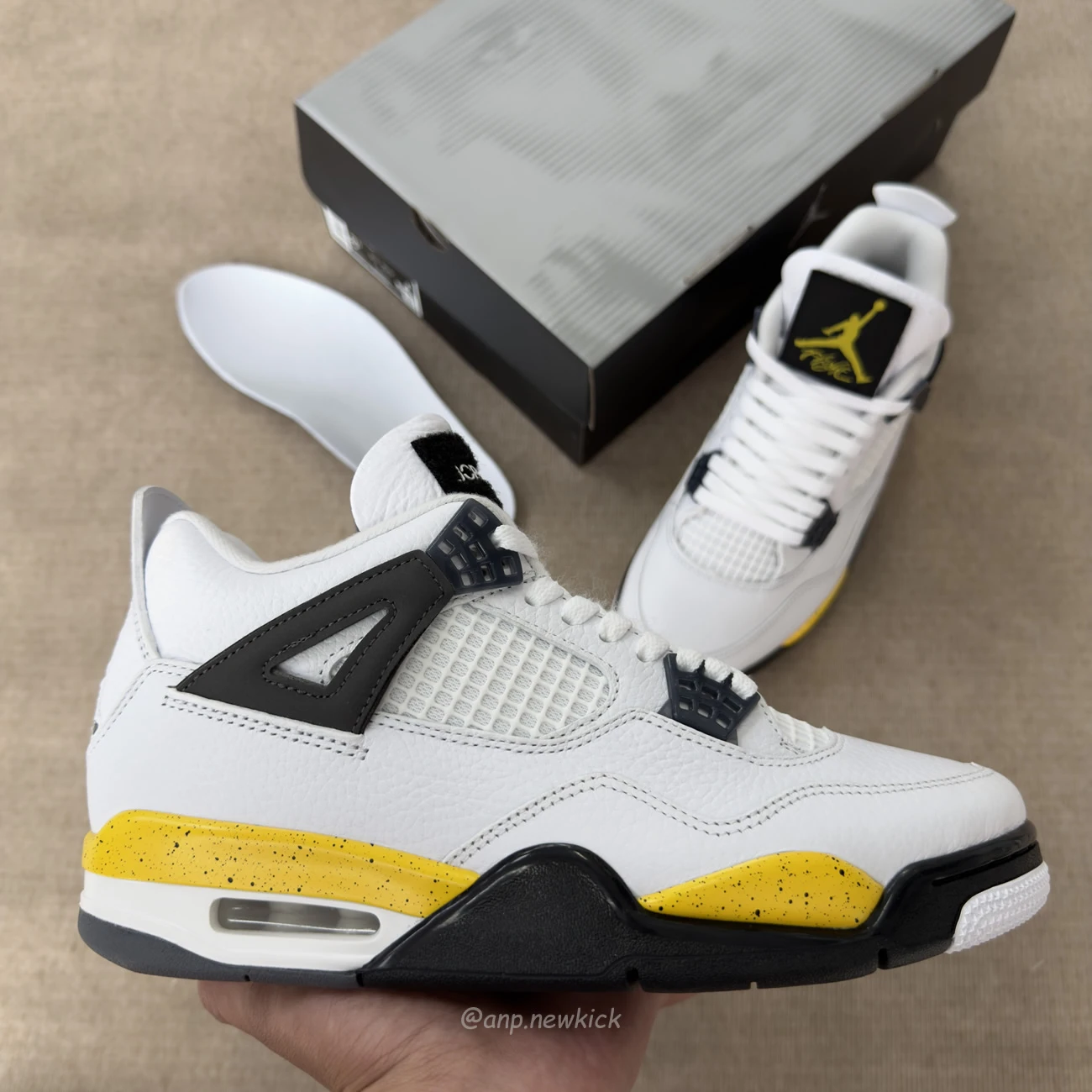 Air Jordan 4 Retro Rare Air Tour Yellow (2026) IO2463-102