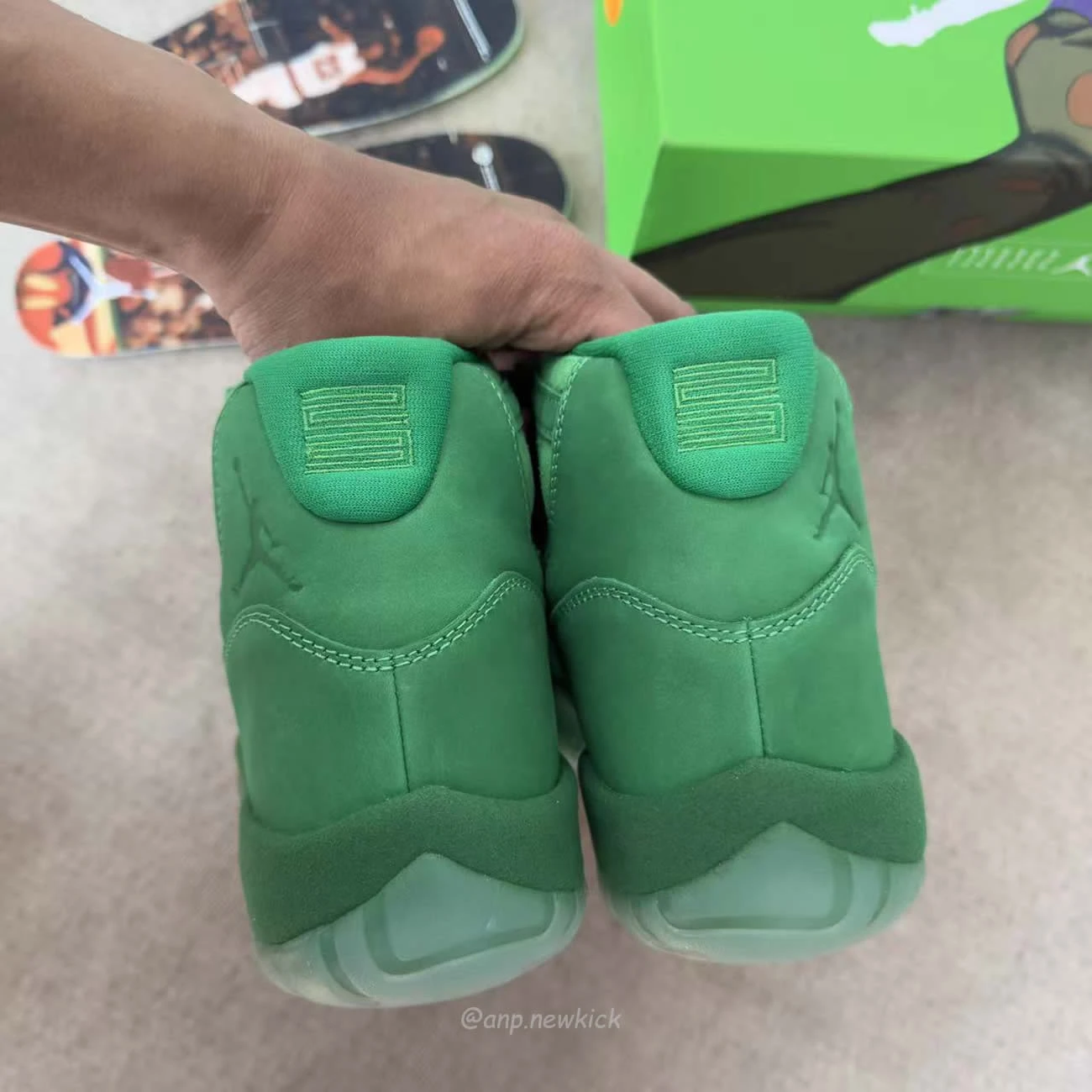 Air Jordan 11 Retro Green Screen Monstars IQ5700-900