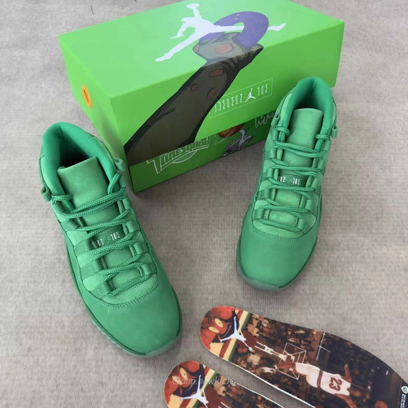 Air Jordan 11 Retro Green Screen Monstars IQ5700-900
