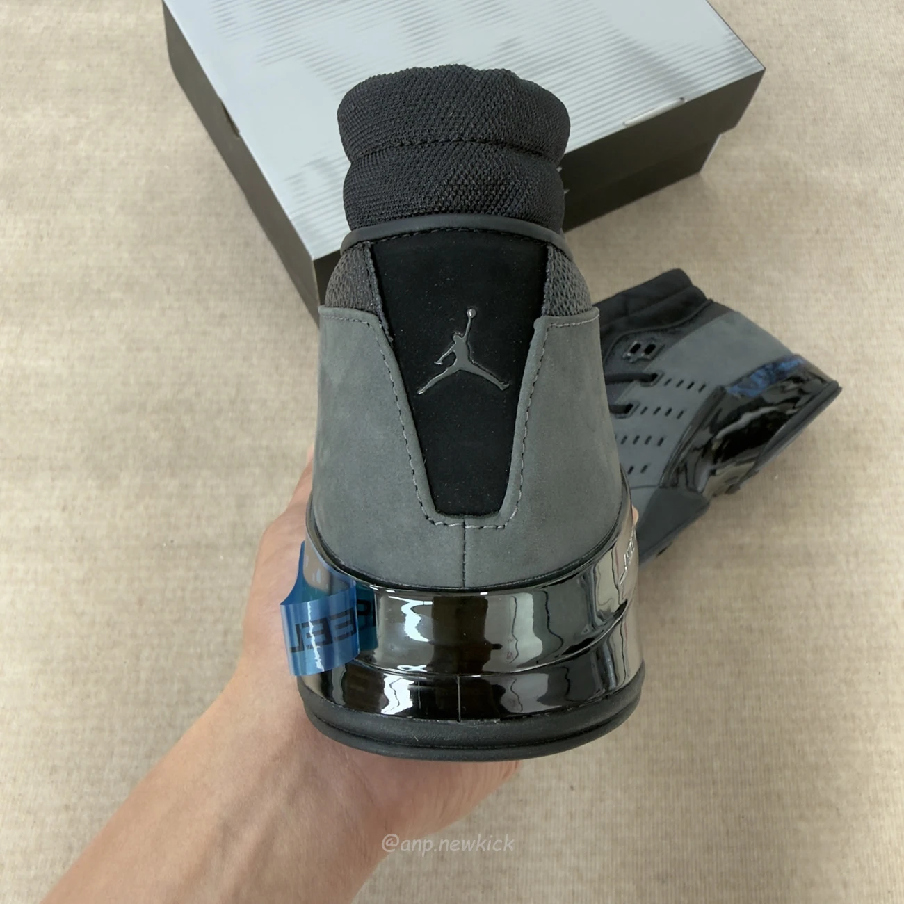 Air Jordan 17 Retro Low Black Pack  IZ2638-001