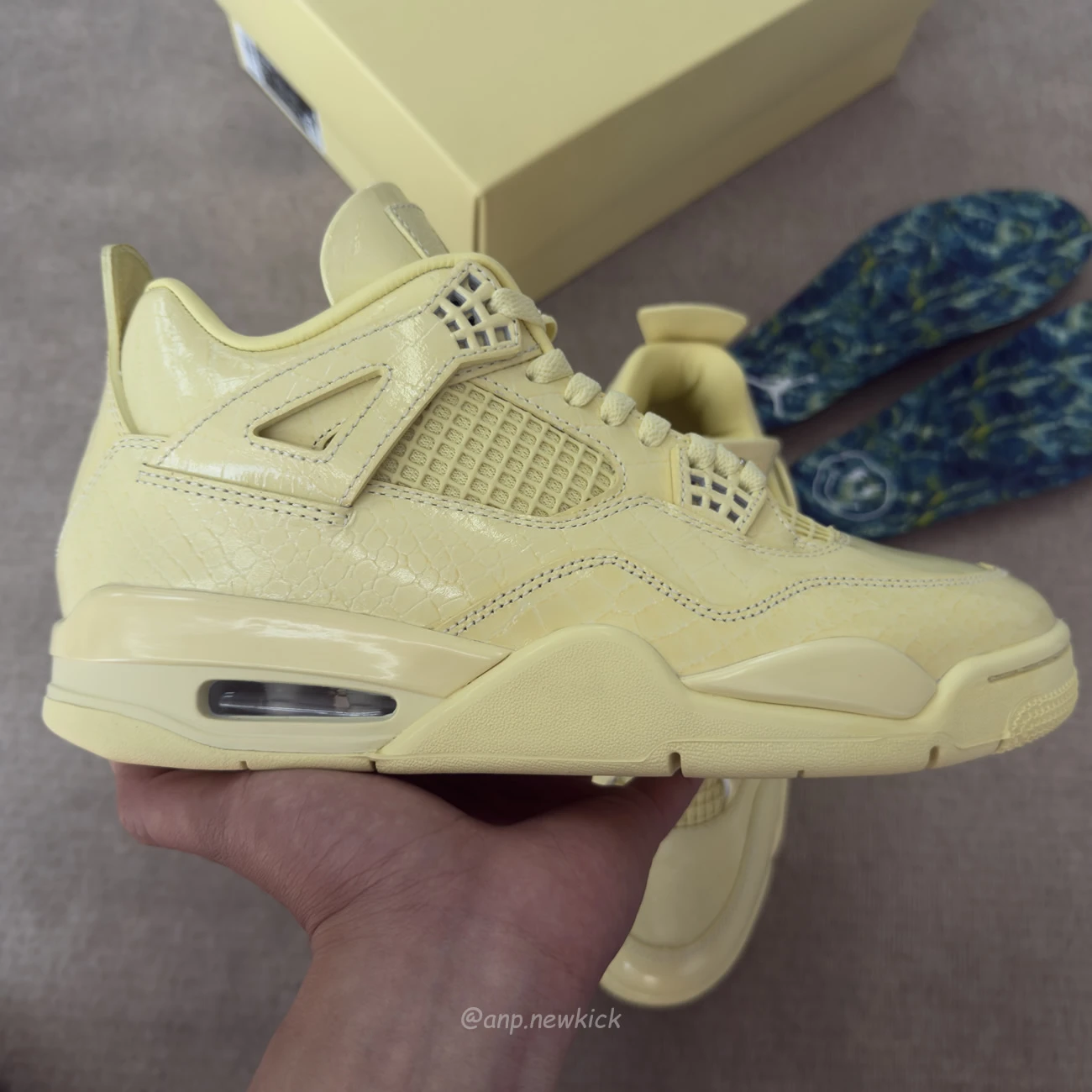 Air Jordan 4 Retro J Balvin Lemonade IW2872-700