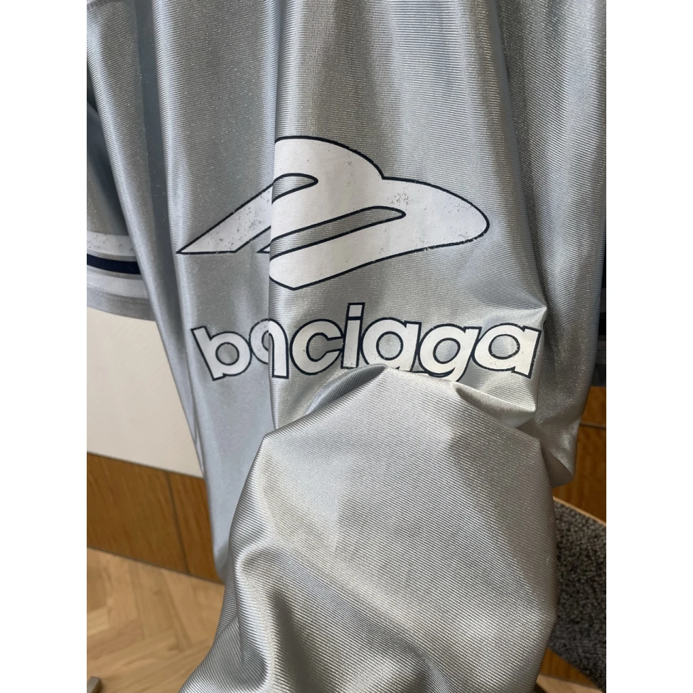 Balenciaga Logo V-neck T-shirt Grey Black Blue