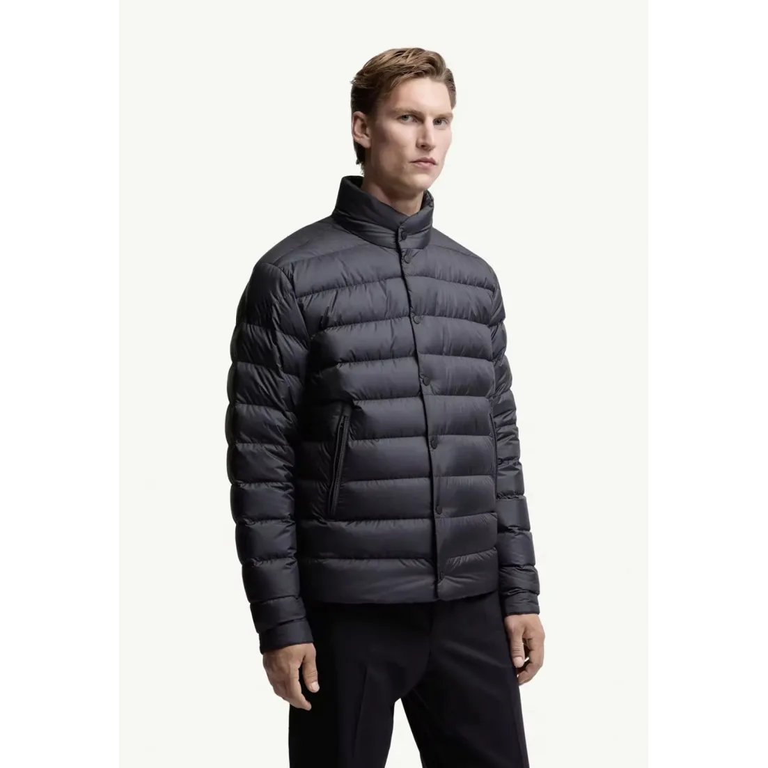 Moncler Lyco Short Logo Quilted Down Jacket - Navy