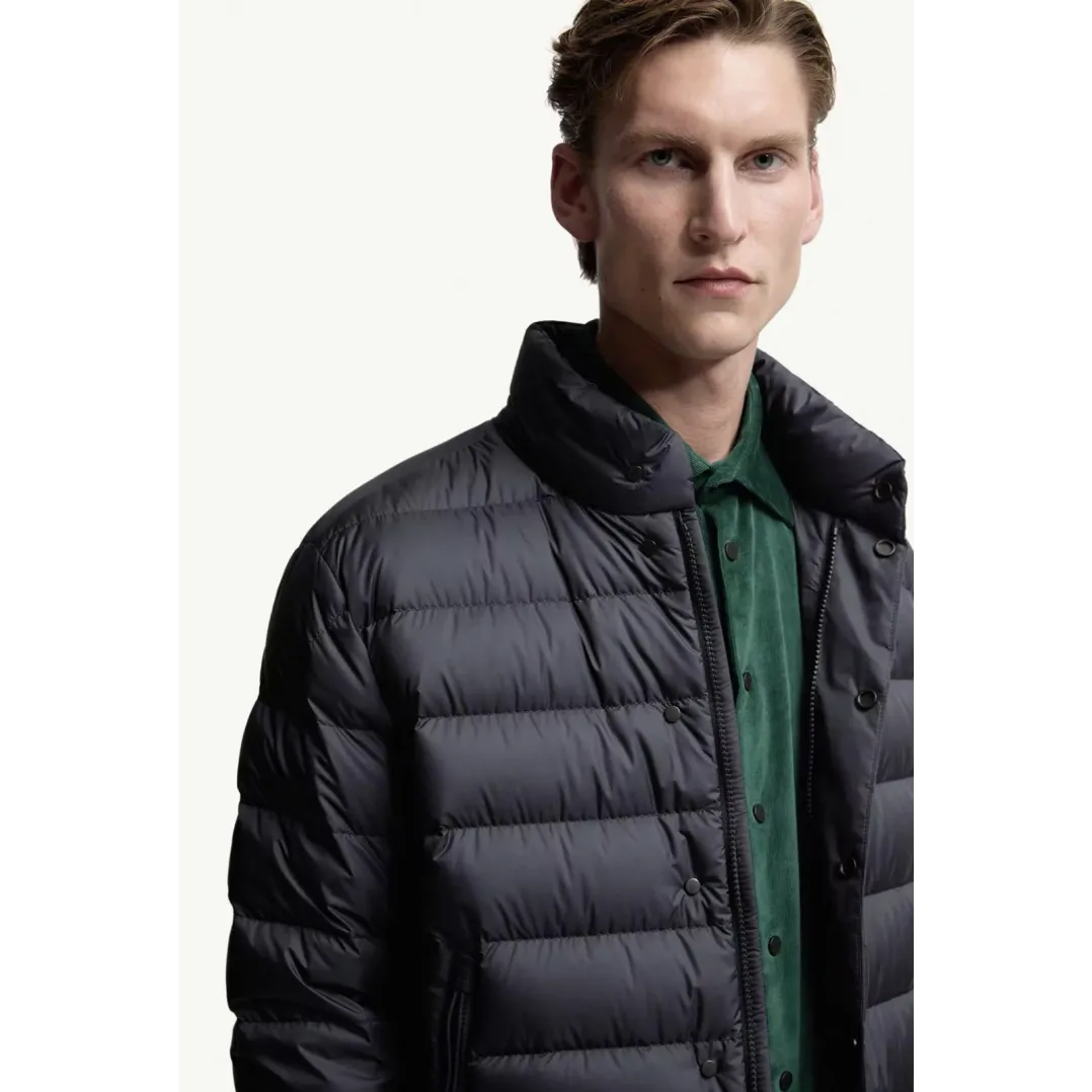 Moncler Lyco Short Logo Quilted Down Jacket - Navy