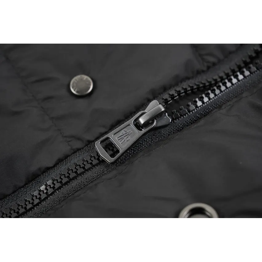 Moncler Lyco Short Logo Quilted Down Jacket - Black