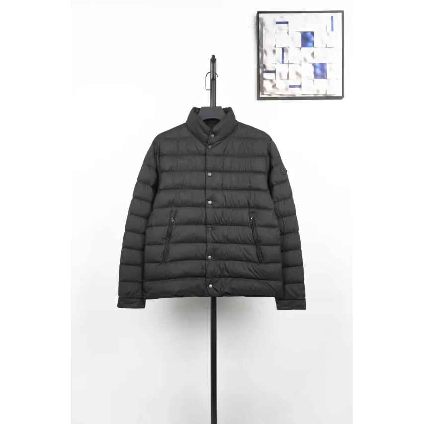 Moncler Lyco Short Logo Quilted Down Jacket - Black