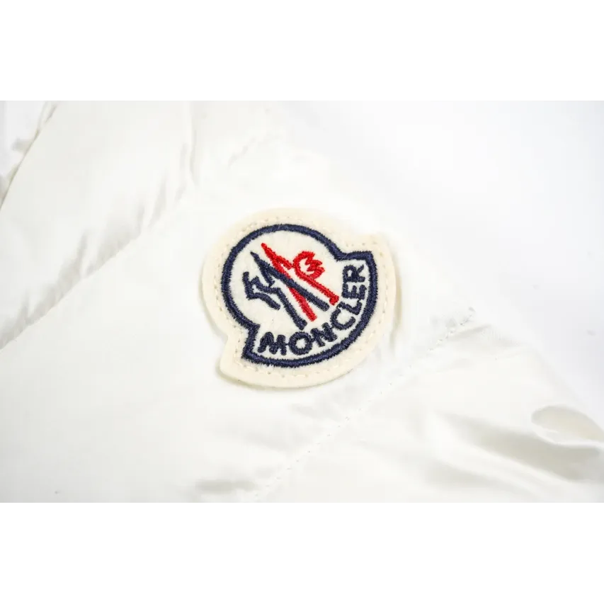 Moncler Lans SS26 Women's Stand-Collar Short Quilted Down Jacket - Ivory