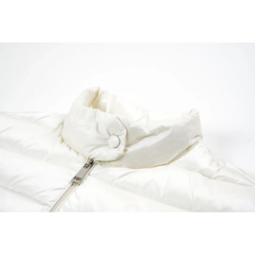 Moncler Lans SS26 Women's Stand-Collar Short Quilted Down Jacket - Ivory