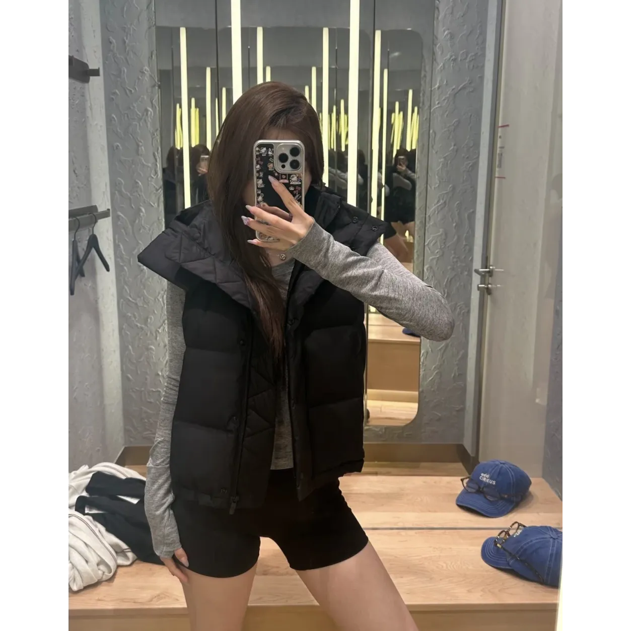 lululemon Four-Panel Down Vest - Black
