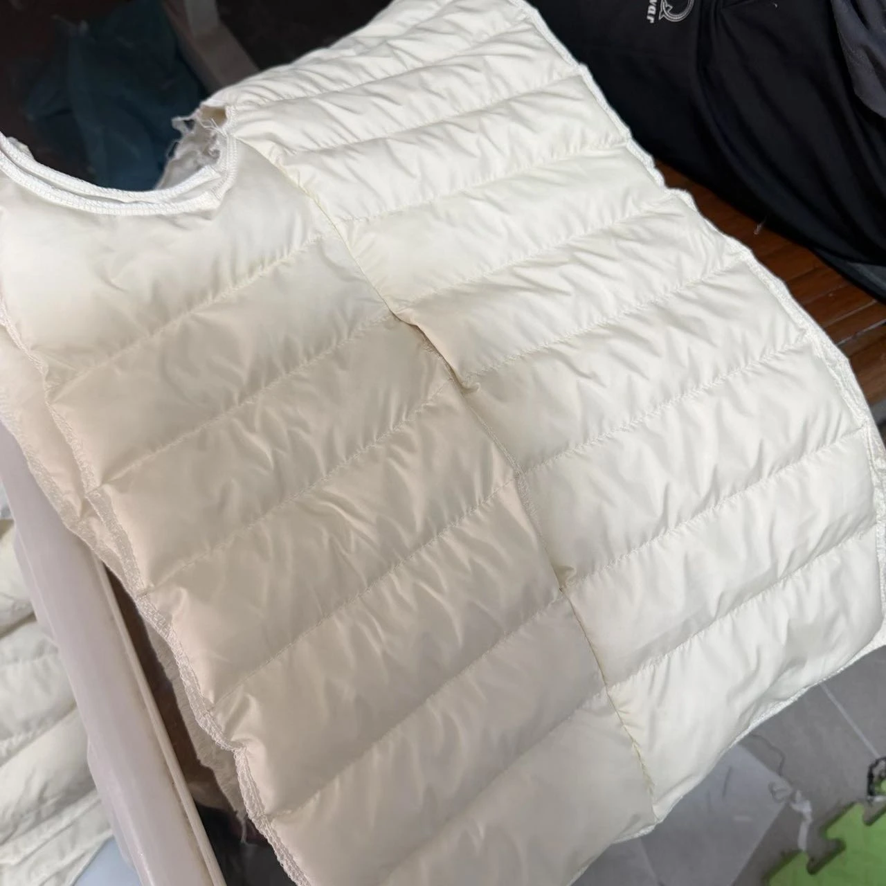 Ralph Lauren Men's Embroidered Pony Padded Vest - Off White
