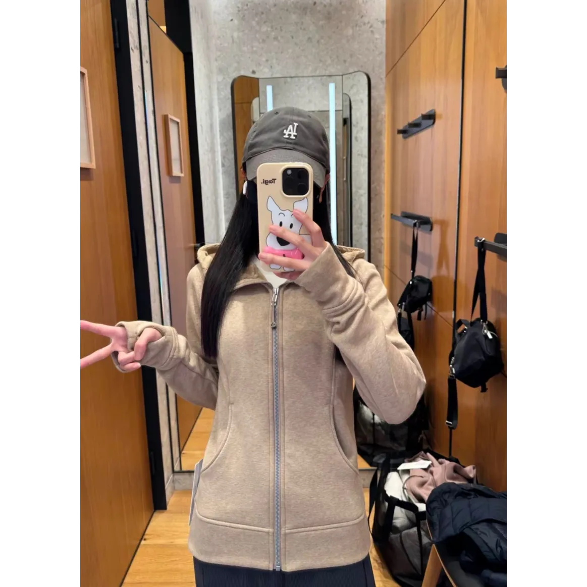 lululemon Scuba Fitted Waffle Sweatshirt - Warm Taupe Grey