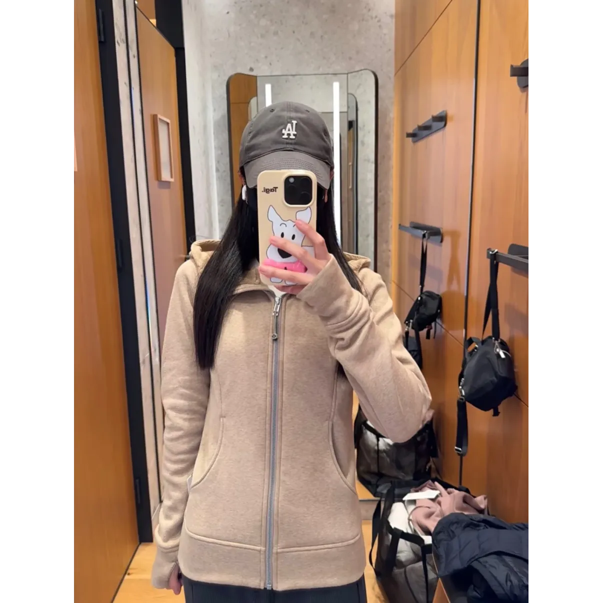 lululemon Scuba Fitted Waffle Sweatshirt - Warm Taupe Grey