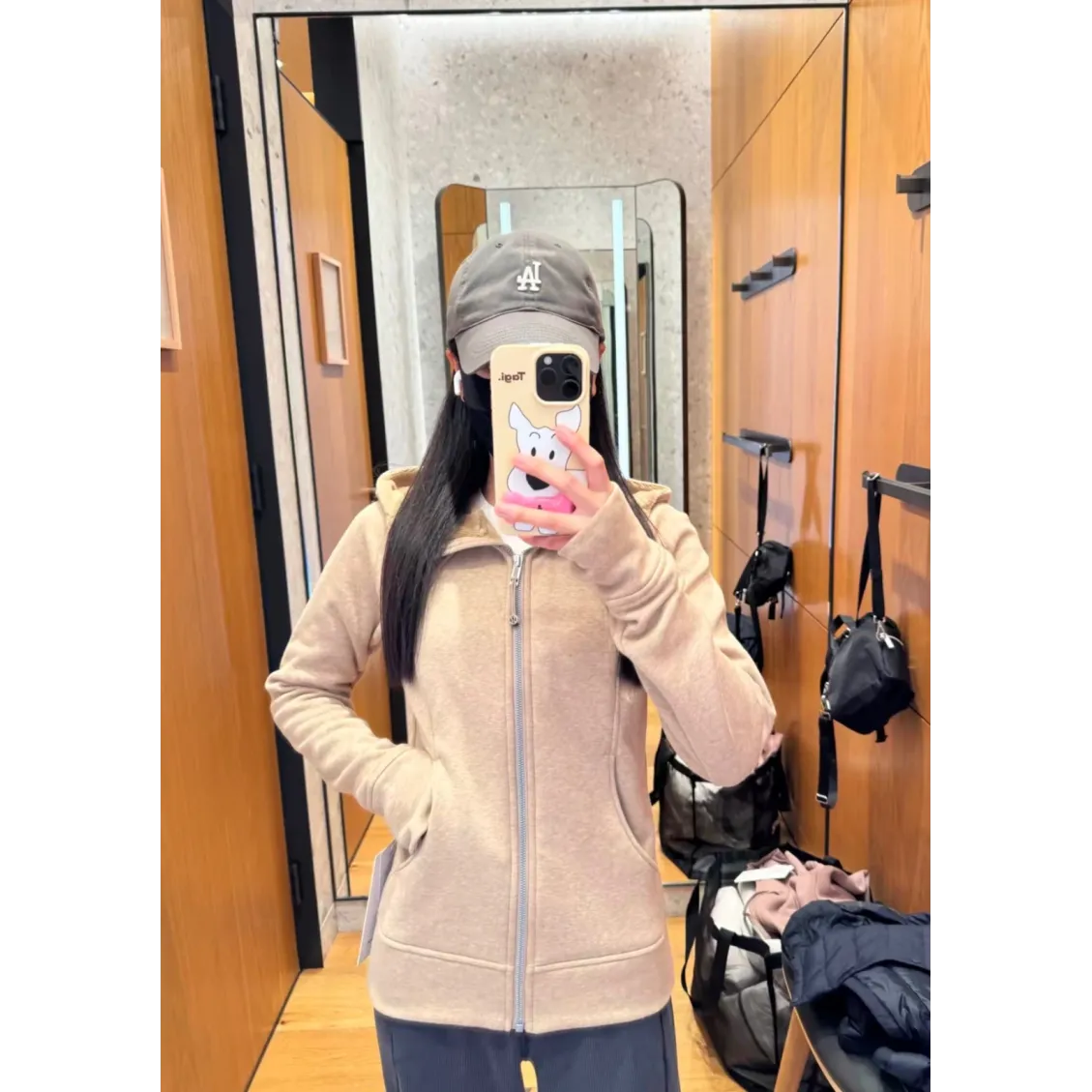 lululemon Scuba Fitted Waffle Sweatshirt - Warm Taupe Grey