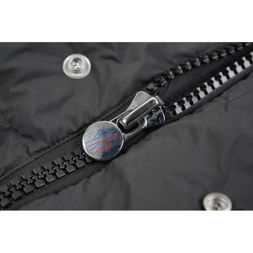 Moncler Maya Matte Cropped Hooded Down Jacket - Black