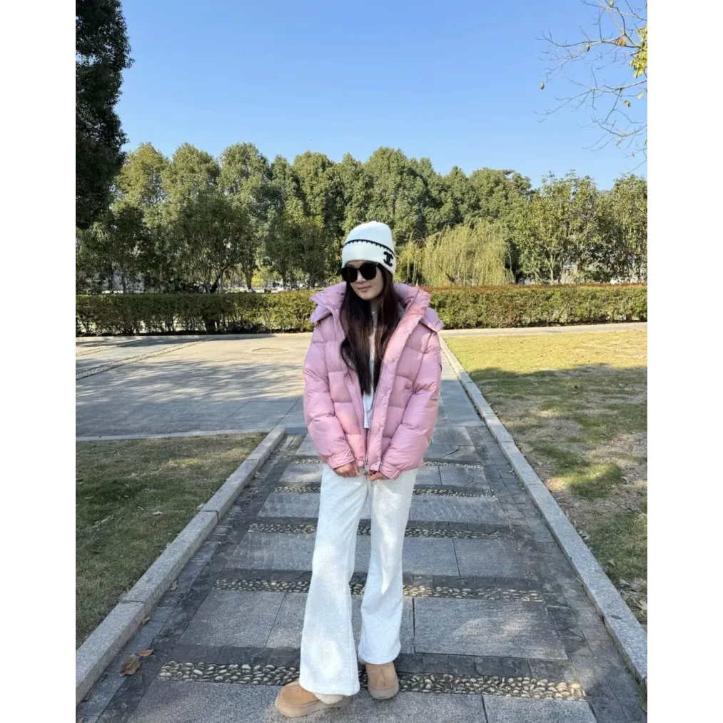 Moncler Maya Matte Cropped Hooded Down Jacket - Pink