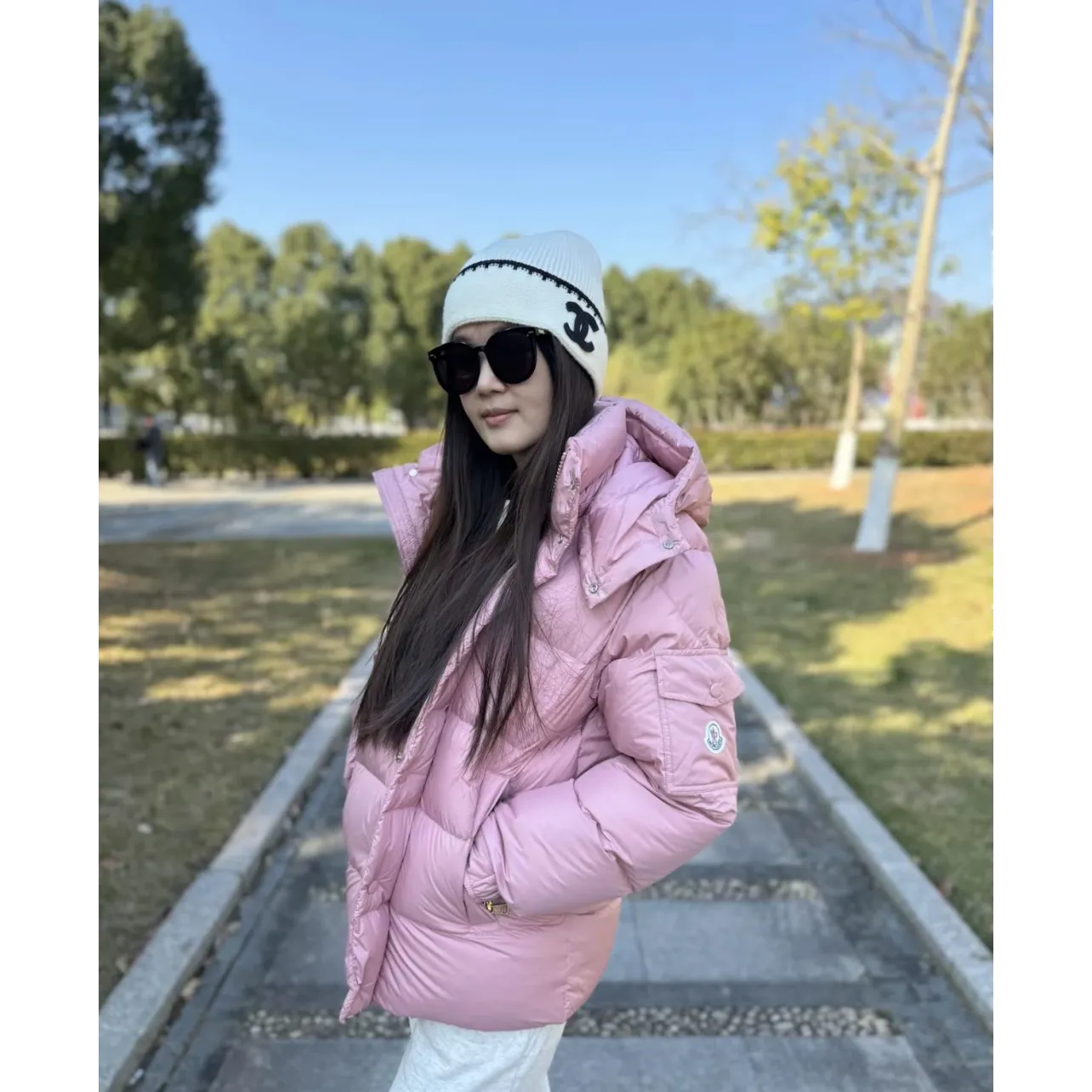 Moncler Maya Matte Cropped Hooded Down Jacket - Pink