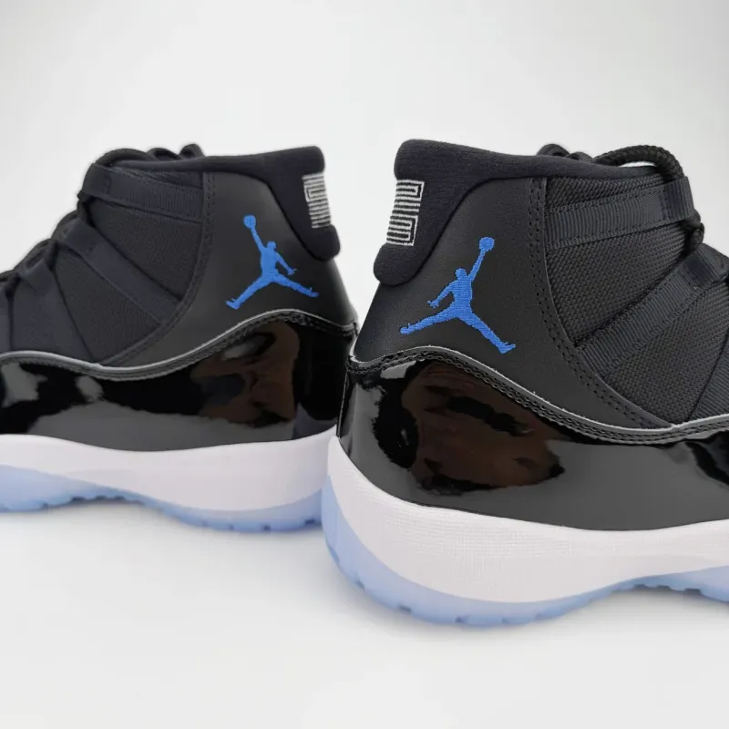 Air Jordan 11 Retro 