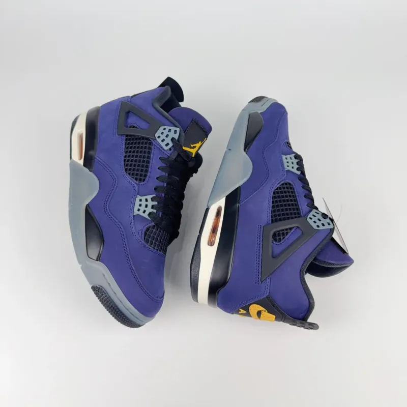 Air Jordan 4 