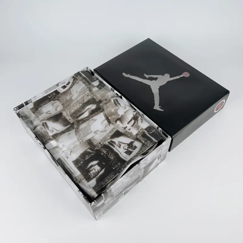 Air Jordan 4 