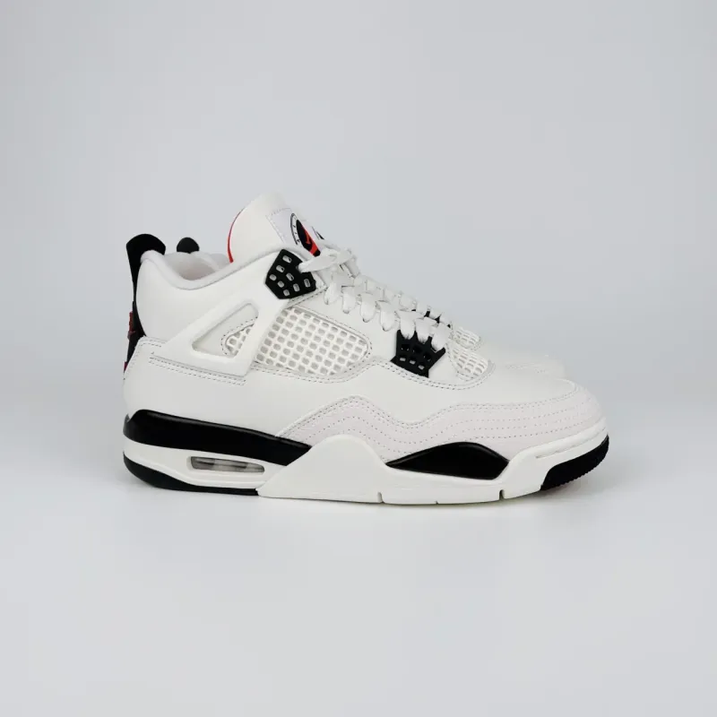 Air Jordan 4 
