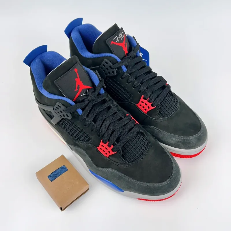 Air Jordan 4 