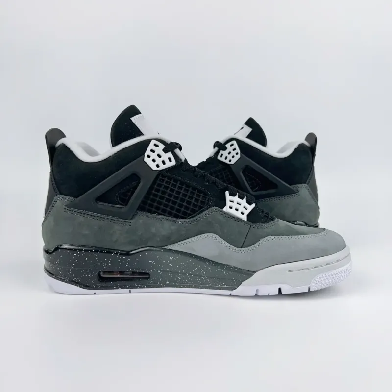 Air Jordan 4 