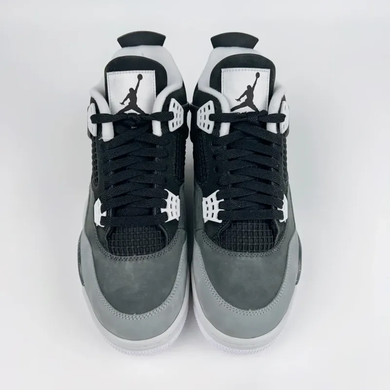 Air Jordan 4 