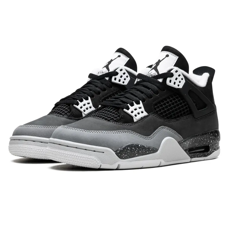 Air Jordan 4 