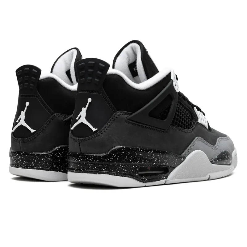 Air Jordan 4 