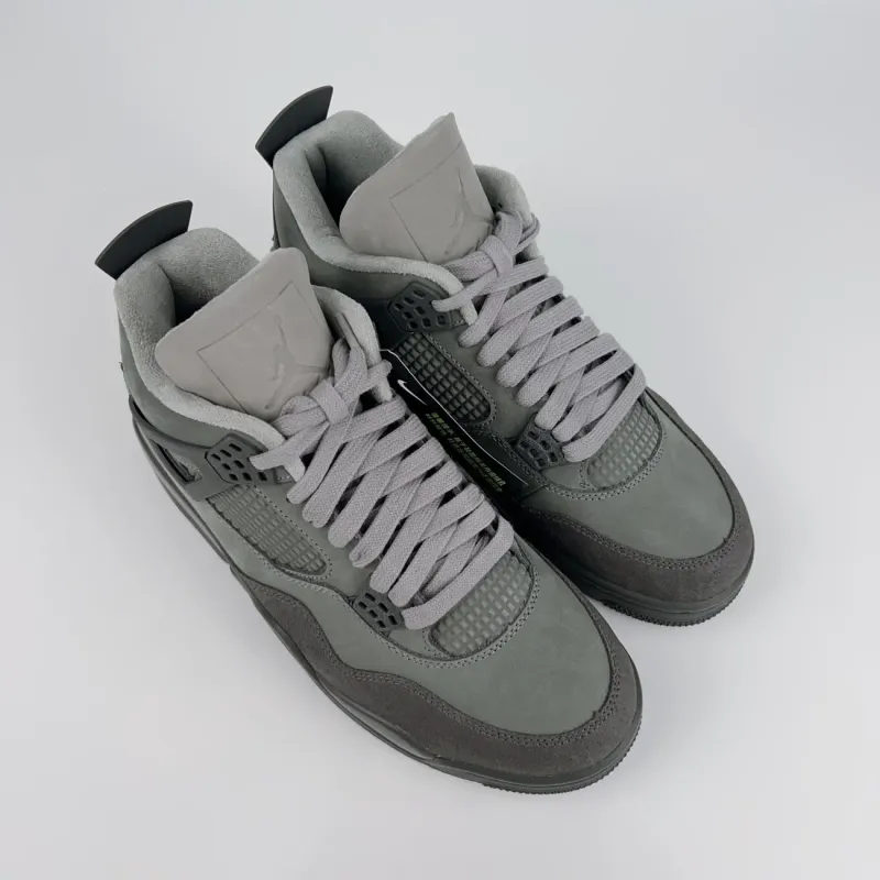 Air Jordan 4 