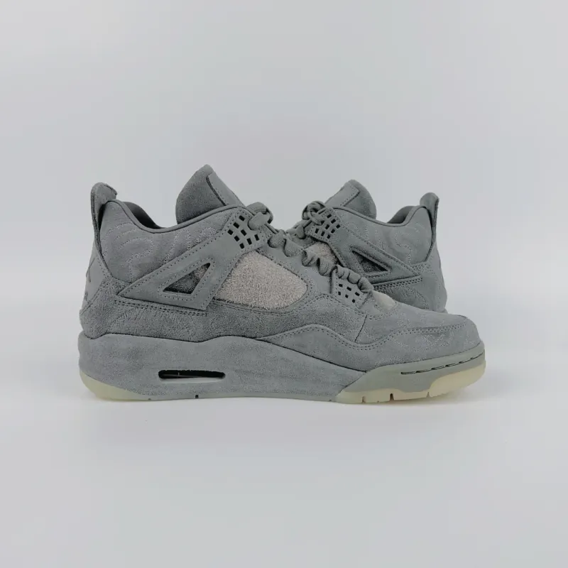Air Jordan 4 